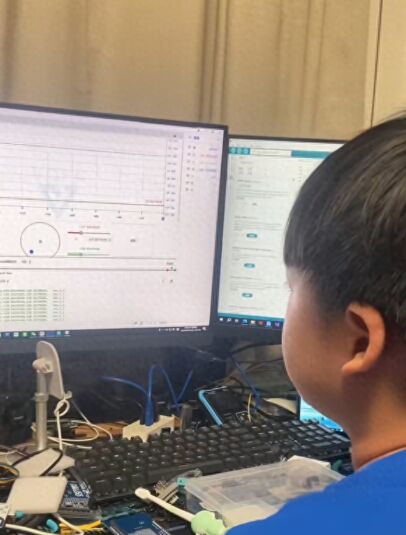 11歲男孩自寫600多行代碼造“火箭” 網(wǎng)友驚了......